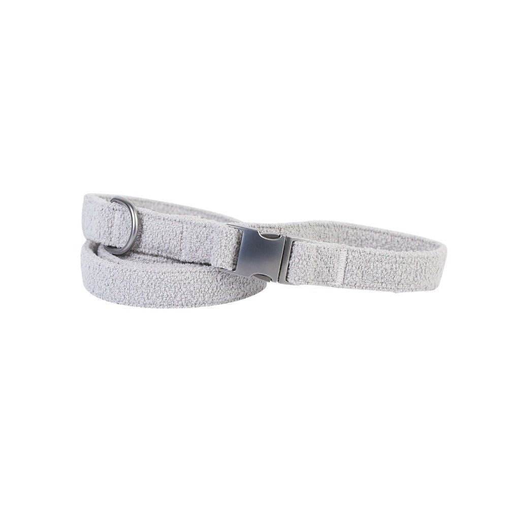 leashes